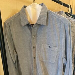 Tommy Bahama men's button-down light corduroy type fabric, super soft